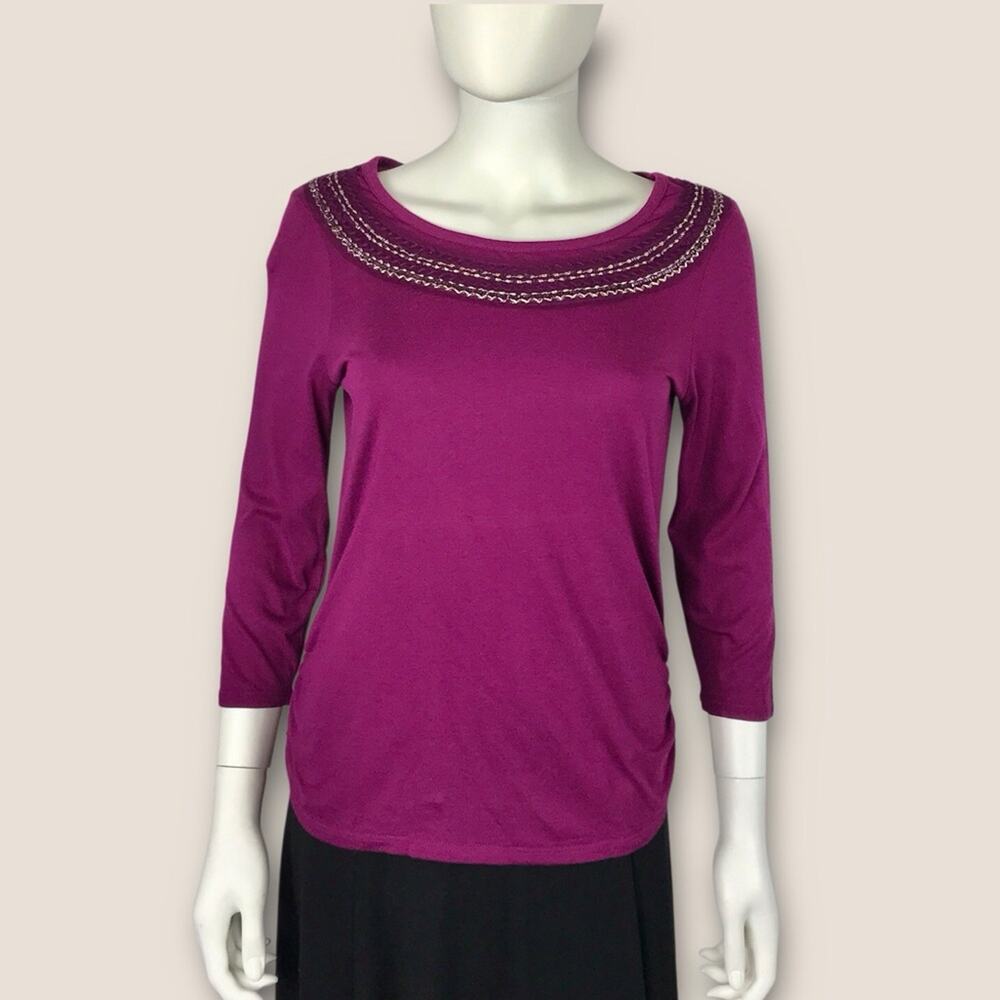 Chico's Pink Magenta Beaded & Gold Threaded Neckline Tee Shirt 3/4 Sleeves